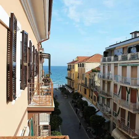 Residenza Nam Casa vacanze Alassio