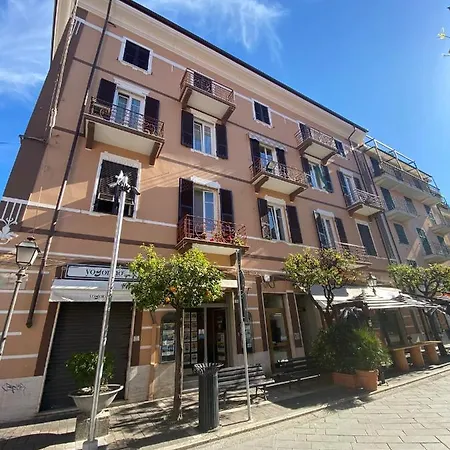 Residenza Nam * Alassio